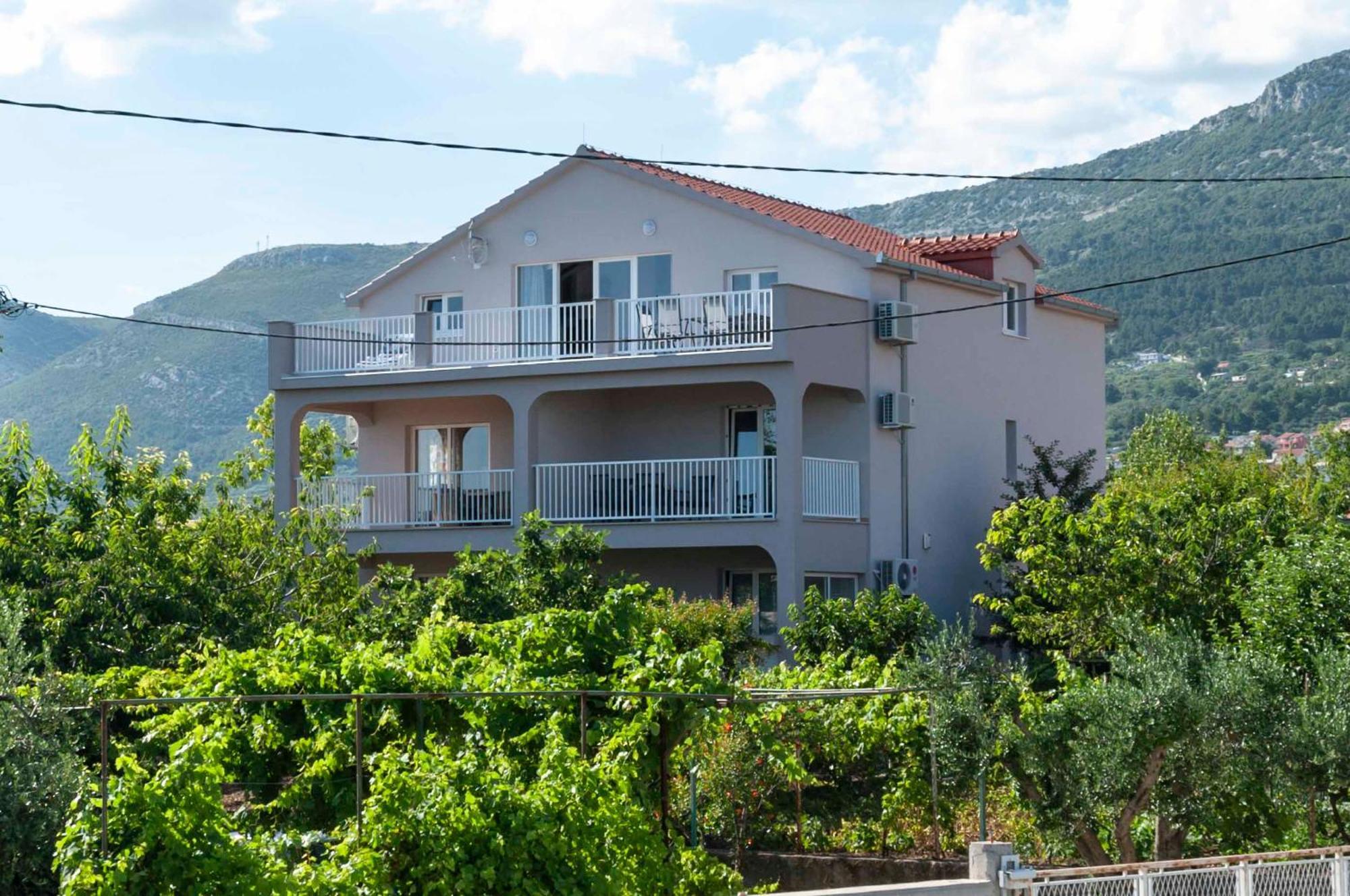 Apartment Sunshine, Sunrise, Sunset Kaštela Exterior foto